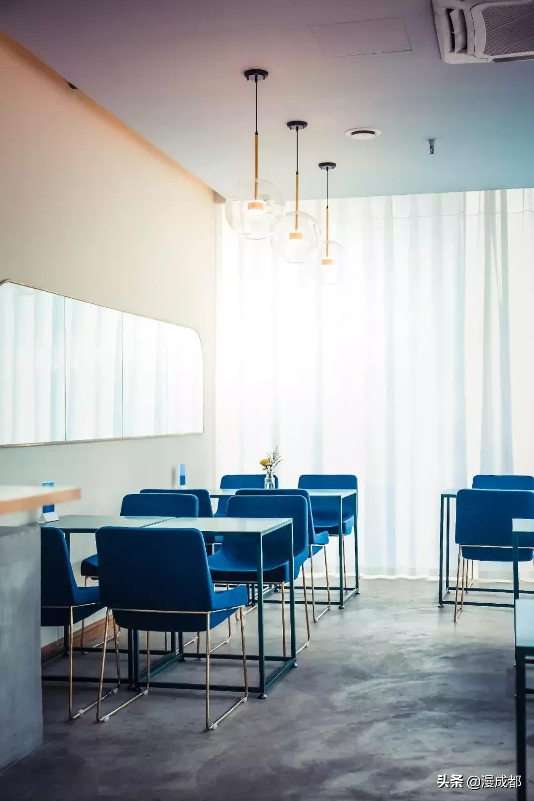 漂洋过海来成都，这对情侣将极致美食开在最不起眼的地方