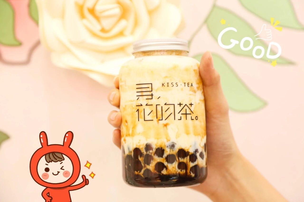 火爆珠三角的网红奶茶店来了，还带着宫崎骏设计的杯子！