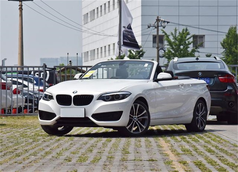 奥迪a3软顶敞篷落地价,奥迪a3敞篷和宝马2系敞篷怎么选