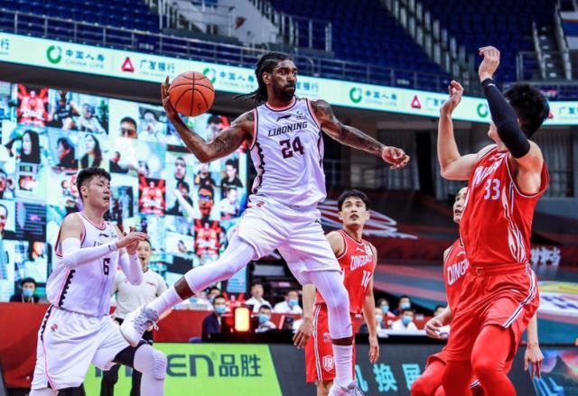 狂轰32+6！郭艾伦大开杀戒，换帅如换刀，辽篮酿28分大胜