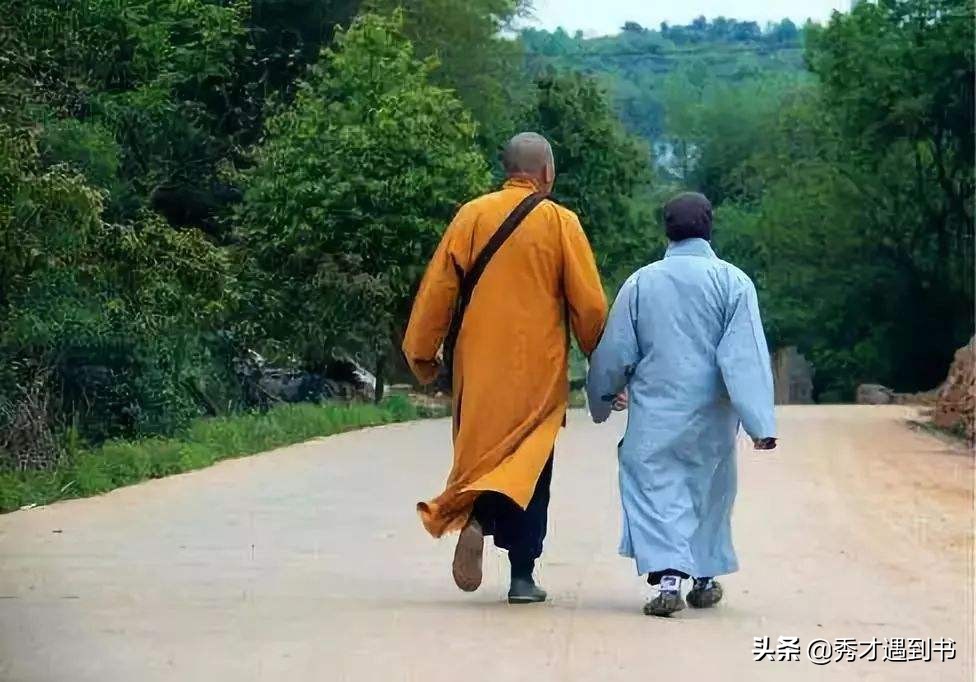 逮住一个“花和尚”，“猫儿*春叫**”也入诗，听他越叫越精神