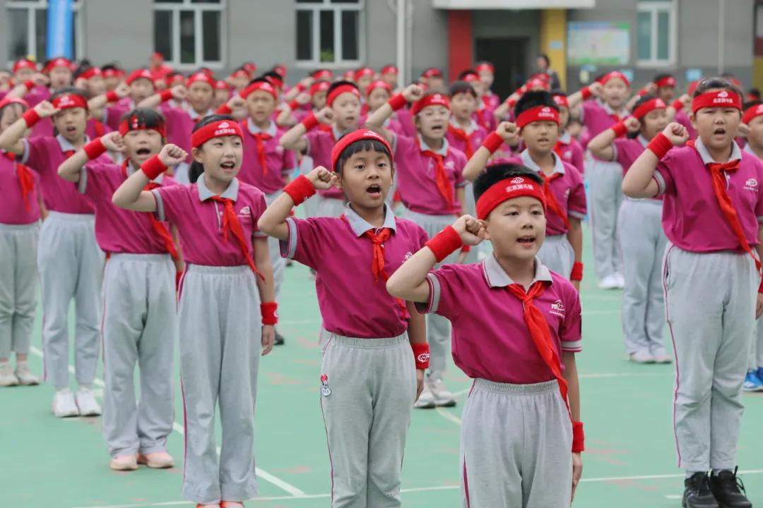 小学生课间操简单广场舞,小学生课间操斗牛舞
