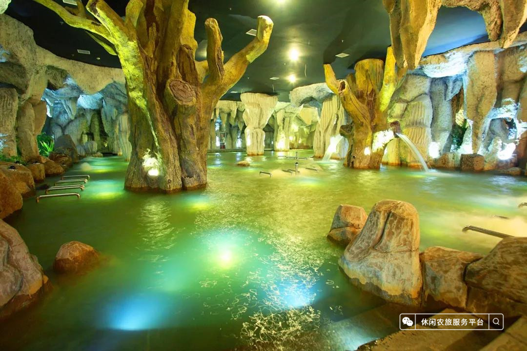 风景最好的天然火山温泉,这里有天然独特的山中温泉