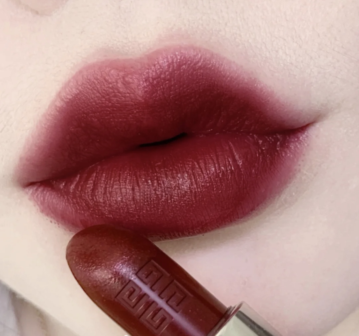 今年圣诞限量口红，与往年大不相同！TF18爆闪，纪梵希500