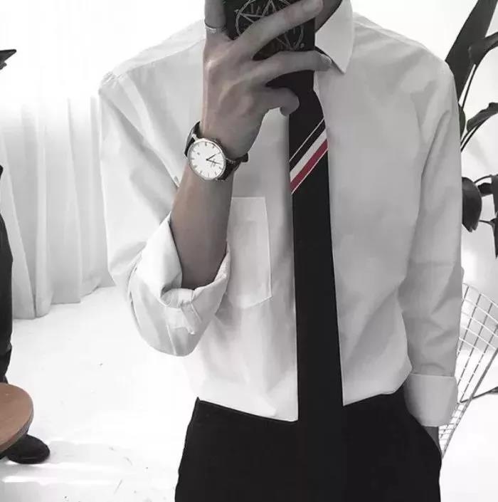 超丧成熟稳重的头像男,丧到极致的男生头像真人