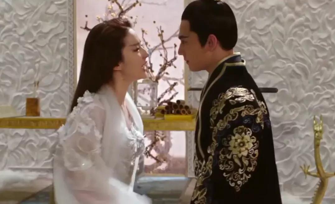 刘亦菲花木兰国外评分,花木兰评分暴跌