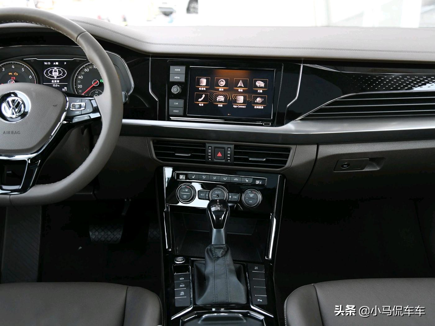 2023款帕萨特330比2.5凯美瑞快多少,帕萨特330精英和凯美瑞2.0豪华