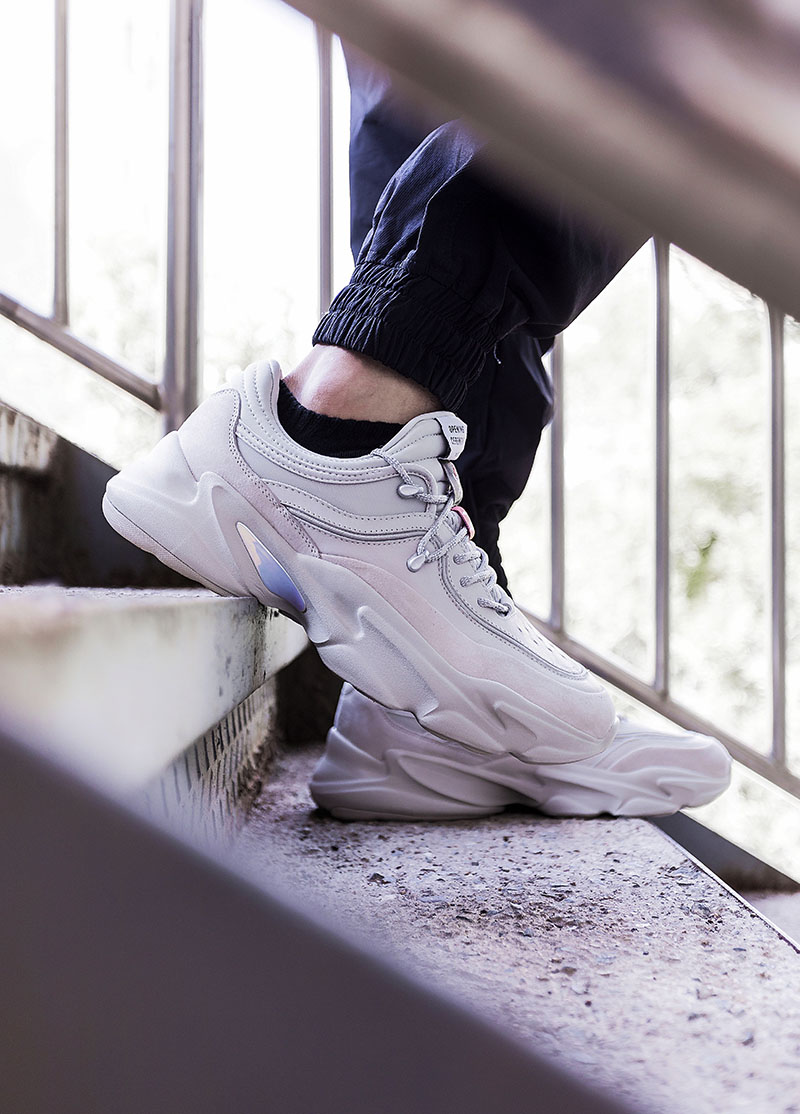 安踏既能实战又能出街球鞋,球鞋安踏驭帅