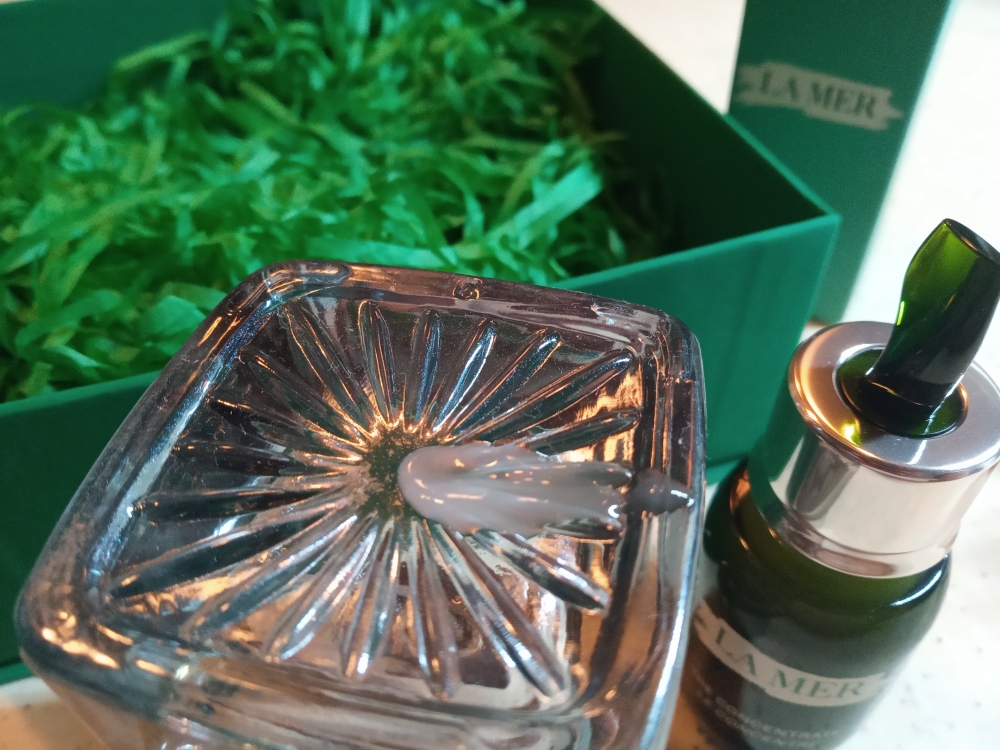 海蓝之谜精华露能迅速修复肌肤吗,海蓝之谜修护精华露好用吗