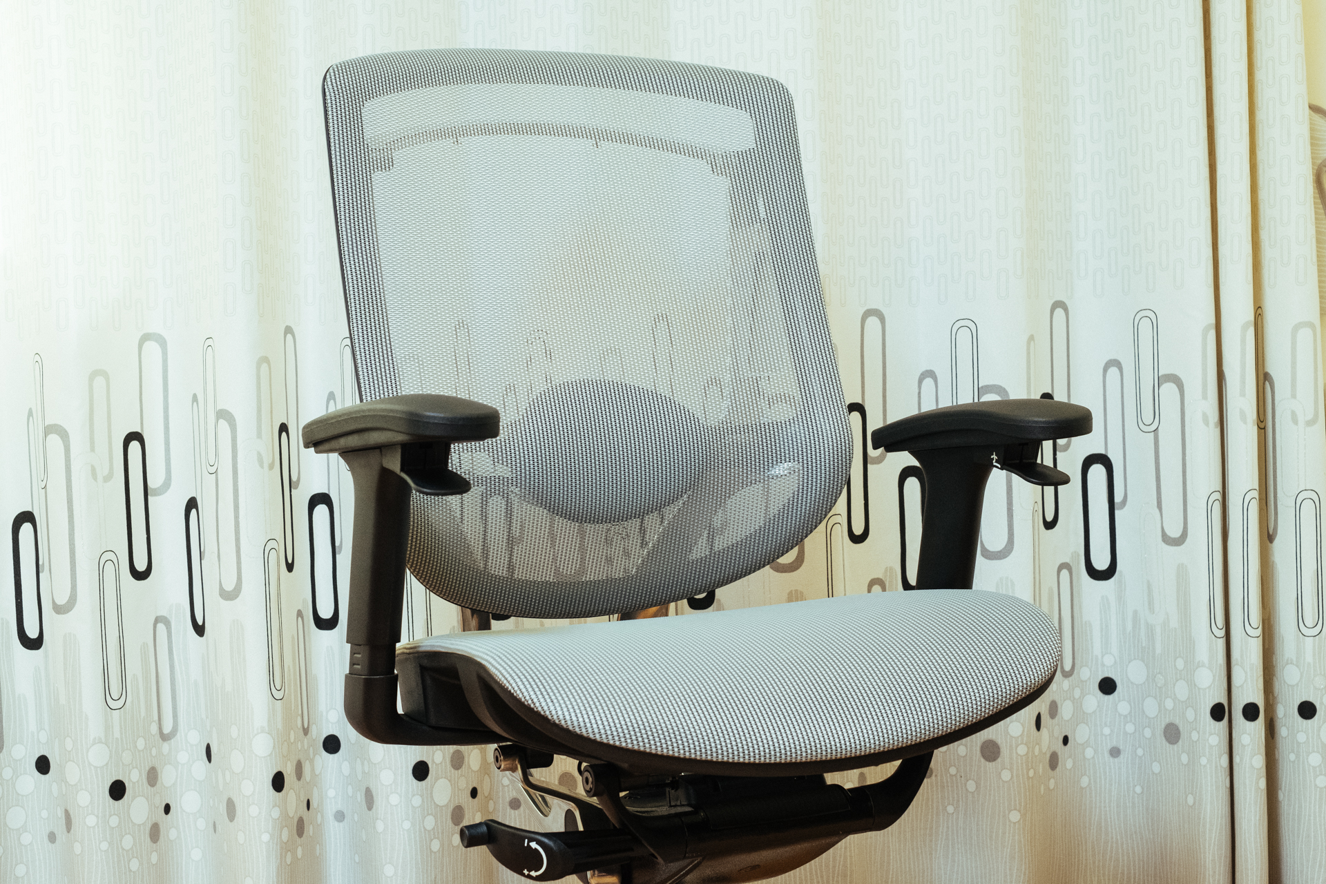 人体工学椅防颈椎病吗,人体工学椅有没有危险