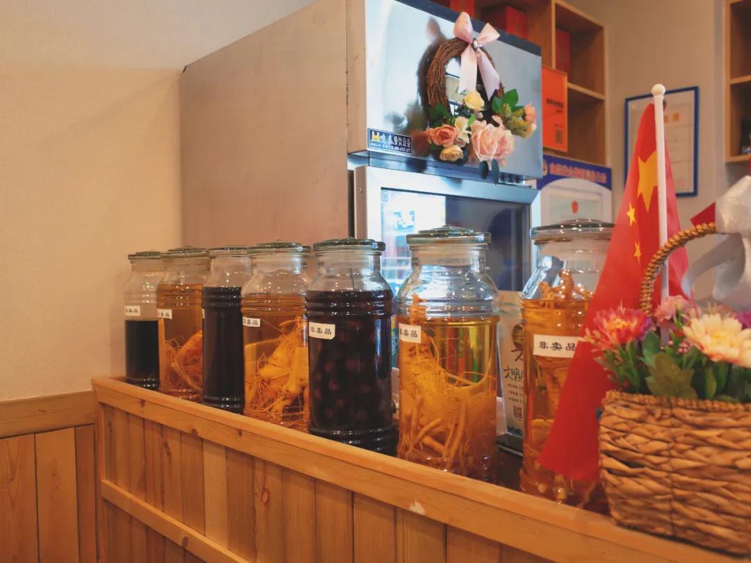 青岛好吃高端的店,青岛有什么很辣很好吃的