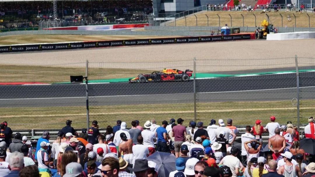 f1红牛车队阿斯顿马丁,阿斯顿马丁f1赛车队