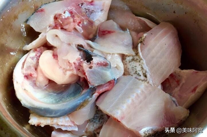 怎样炖鱼羊肉又嫩又好吃,冯小厨的菜谱羊肉炖鱼