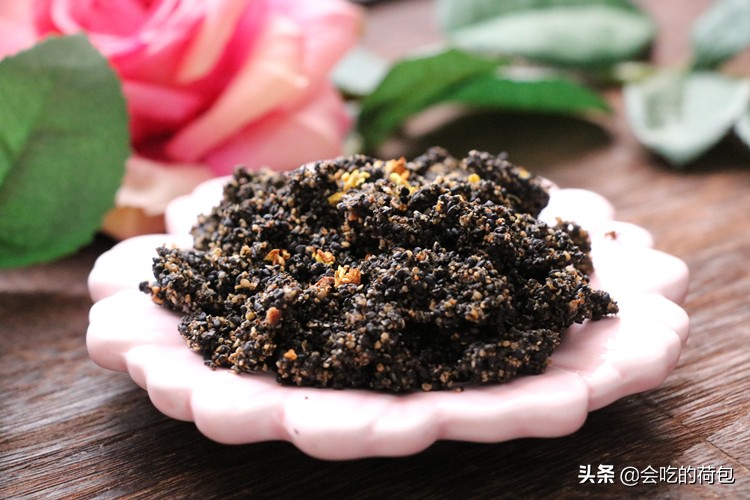 80岁奶奶常吃黑芝麻，教我家常做法，营养美味又简单，越吃越精神
