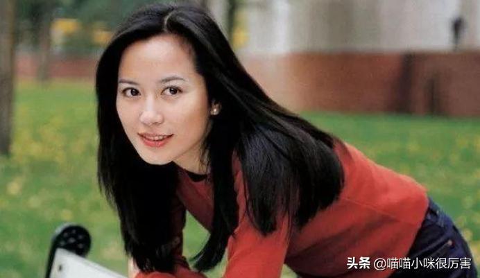 “耐老”只服8位明星，靠运动和自律，不打针不整容，越老越好看