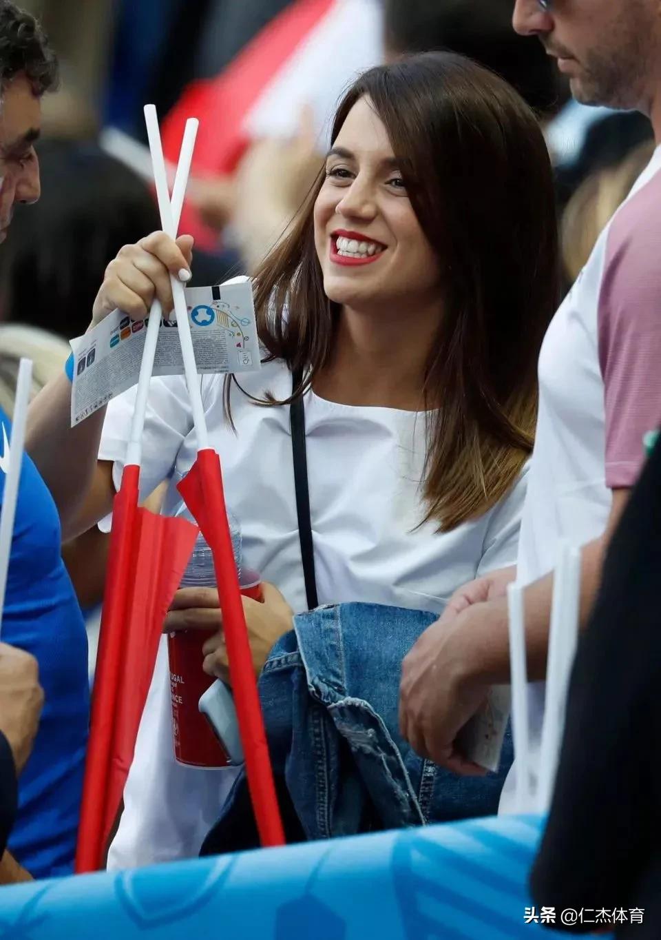 盘点一下足坛球星十大最美的老婆,精准评选国际足坛十大美娇妻