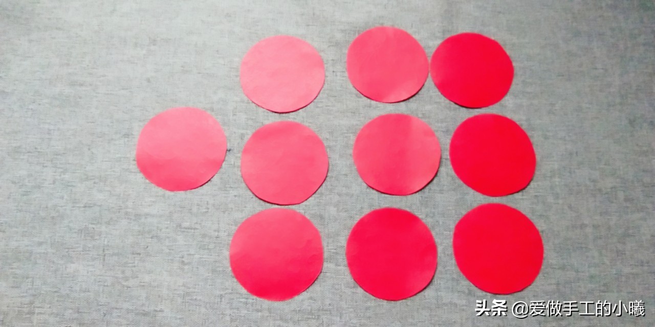 彩纸做灯笼手工简单漂亮教程,用彩纸做成灯笼手工最简单又好看