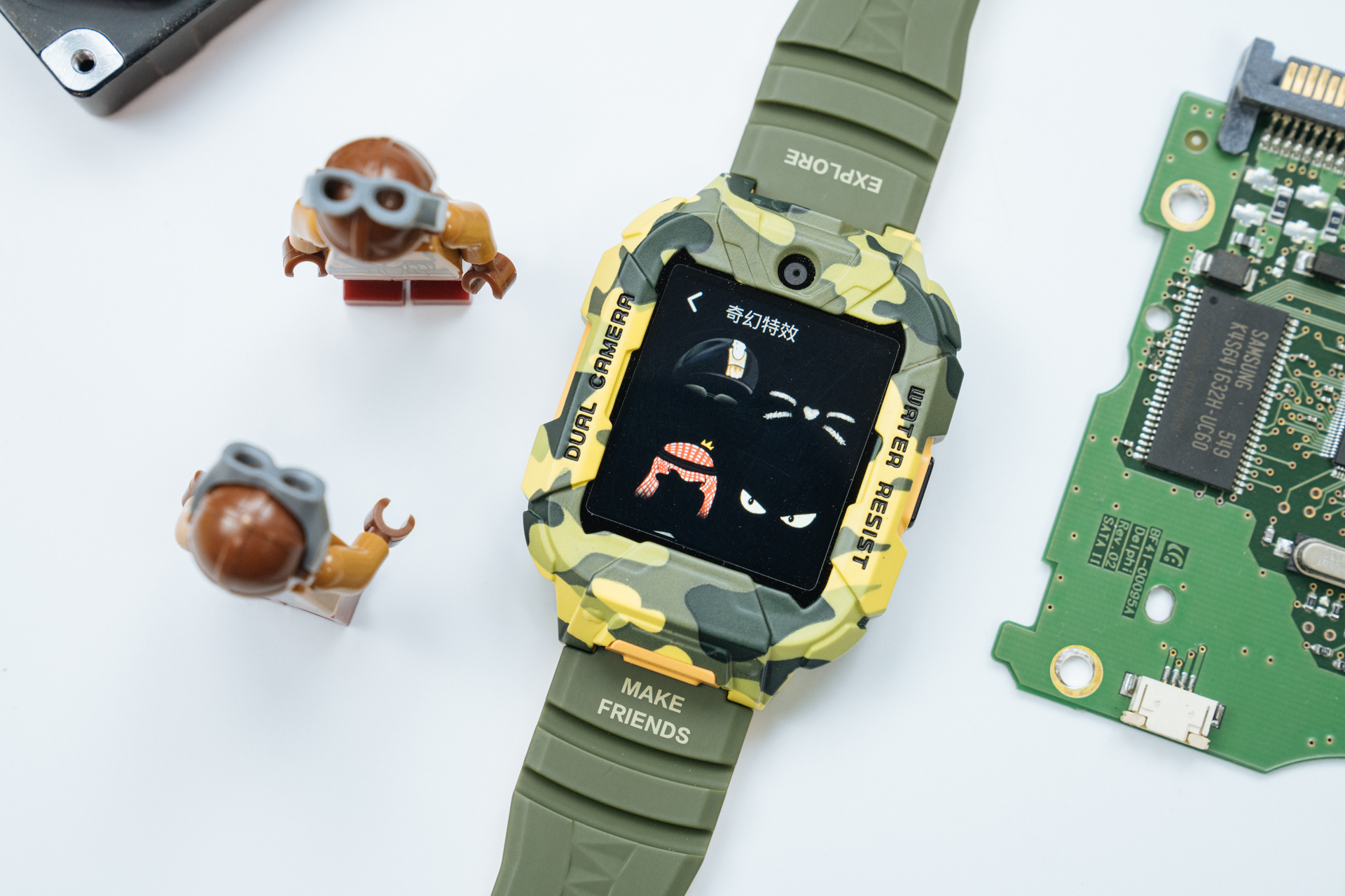 3608xs和小天才q1r手表哪个好,儿童手表360好还是小天才好