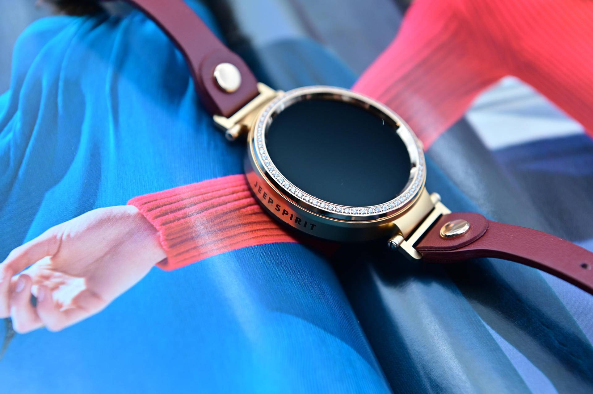 jeep智能小红表怎么样,jeep智能白色表