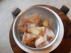 牛筋怎么做才好吃,红烧鸵鸟筋怎么做