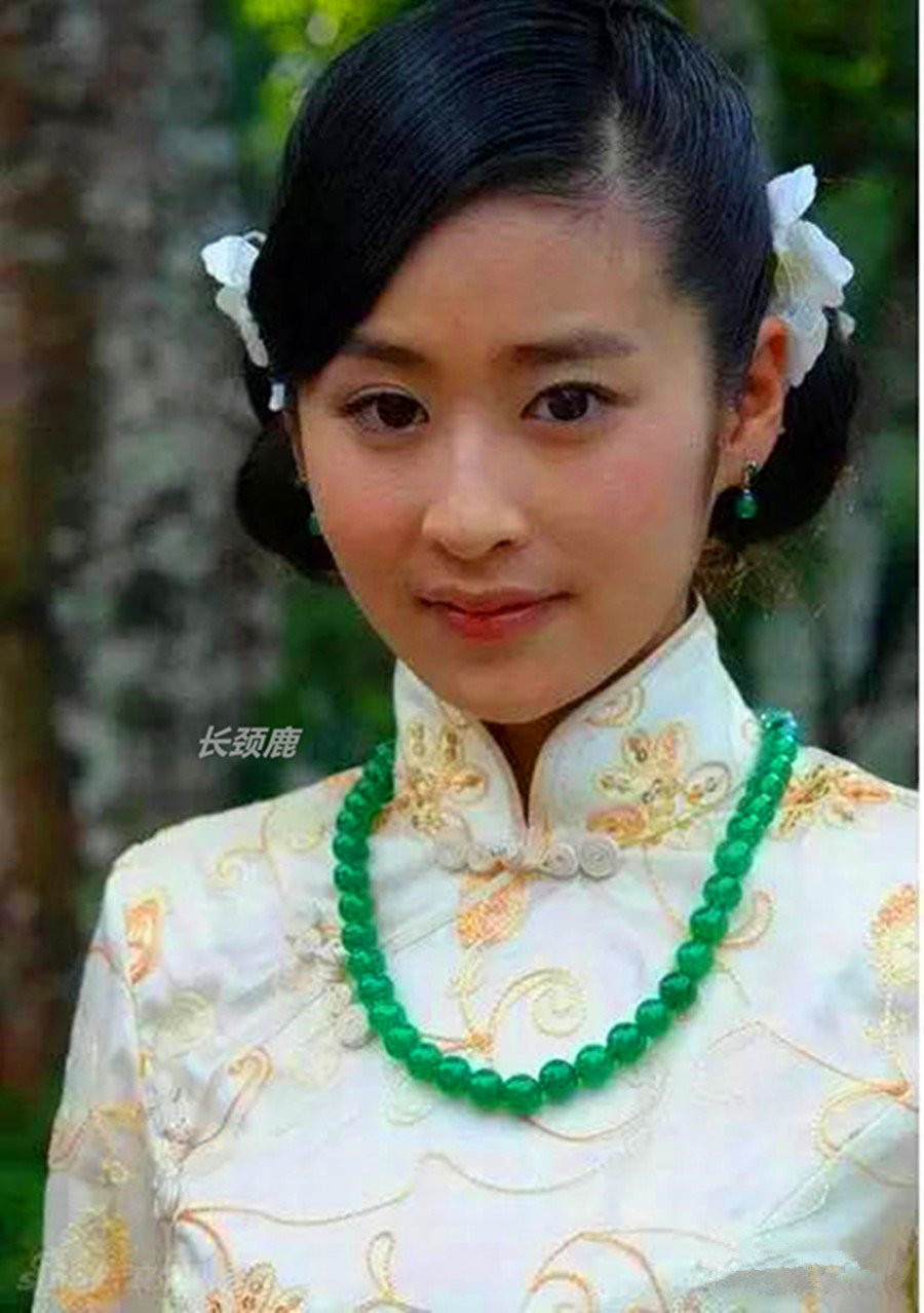 颜值不够美颜来凑年龄大就装嫩,颜值不够才艺来凑