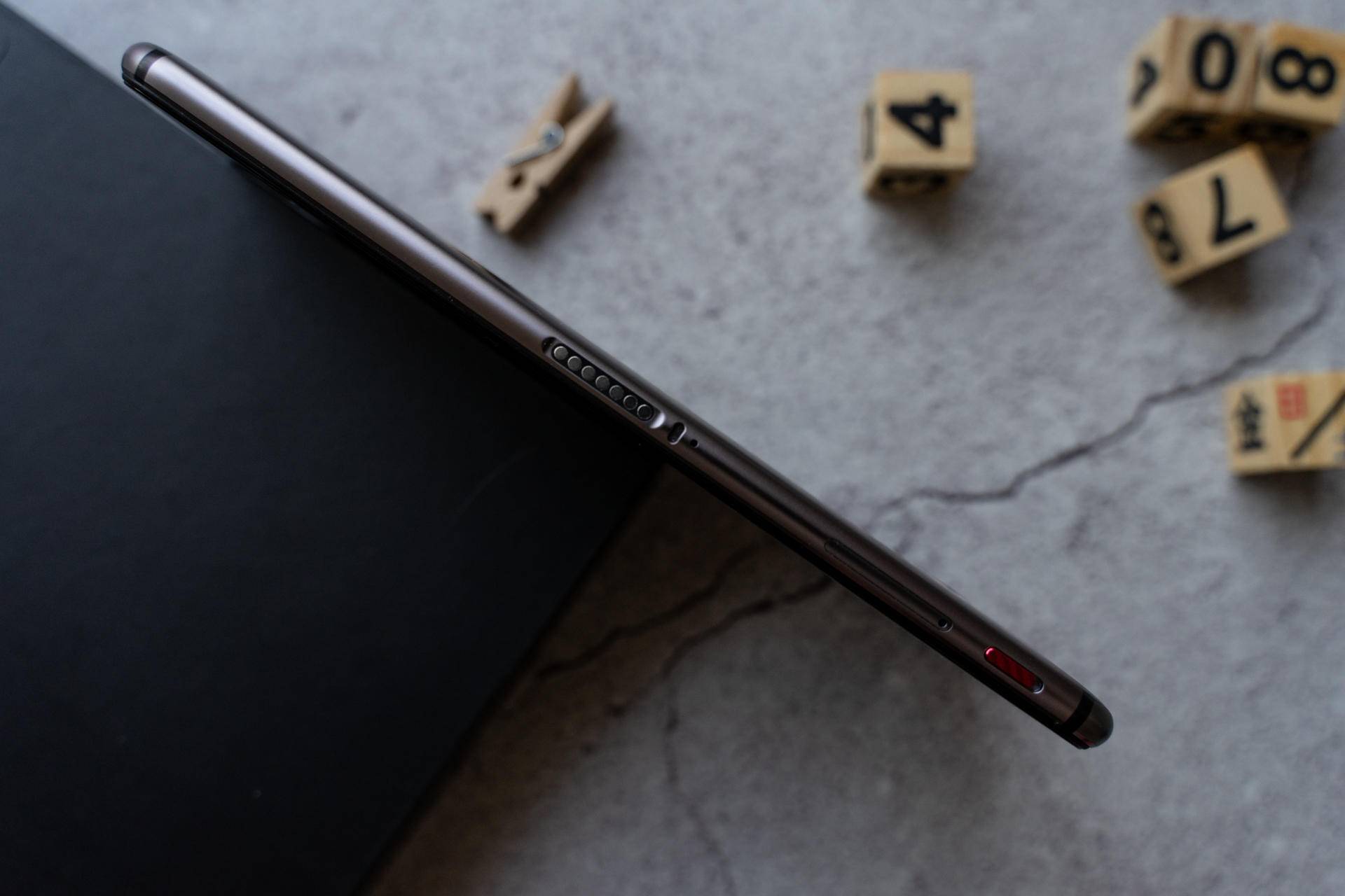 红魔3s在2020年值不值买,红魔3s全新机最低售价