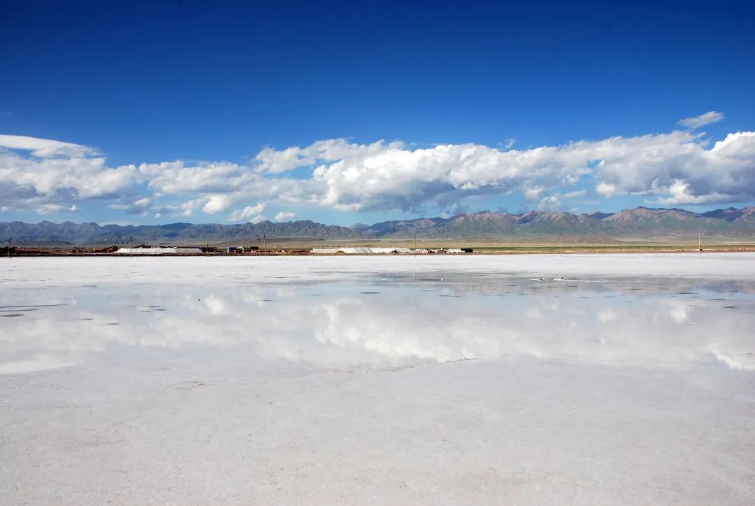一年只开放六个月,茶卡盐湖的美,错过可能就是一辈子