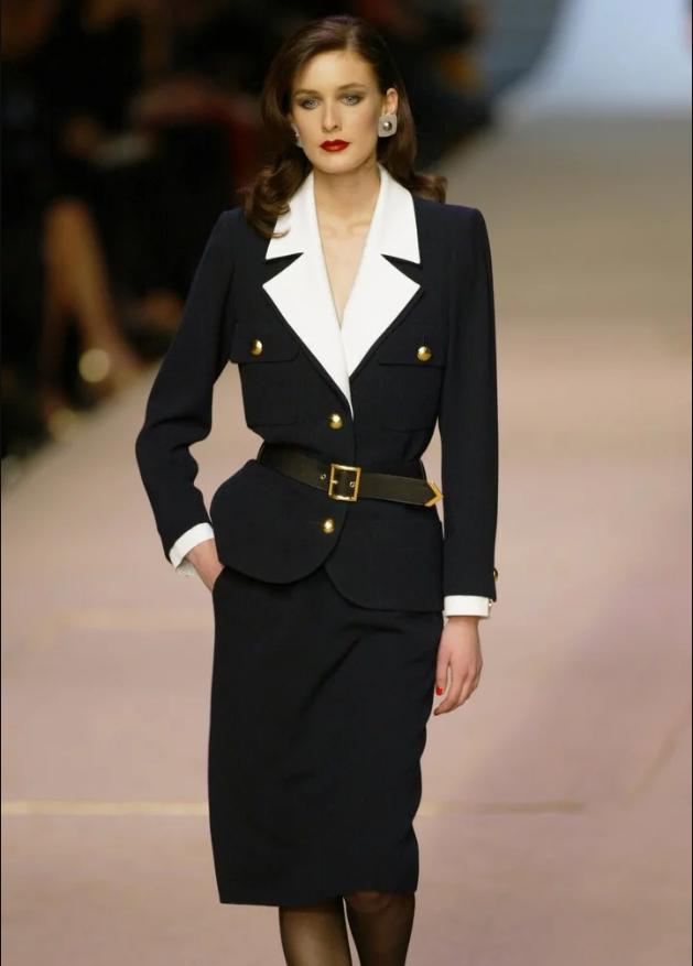 ysl圣罗兰限定典藏版小金条口红色 (ysl圣罗兰百搭口红)