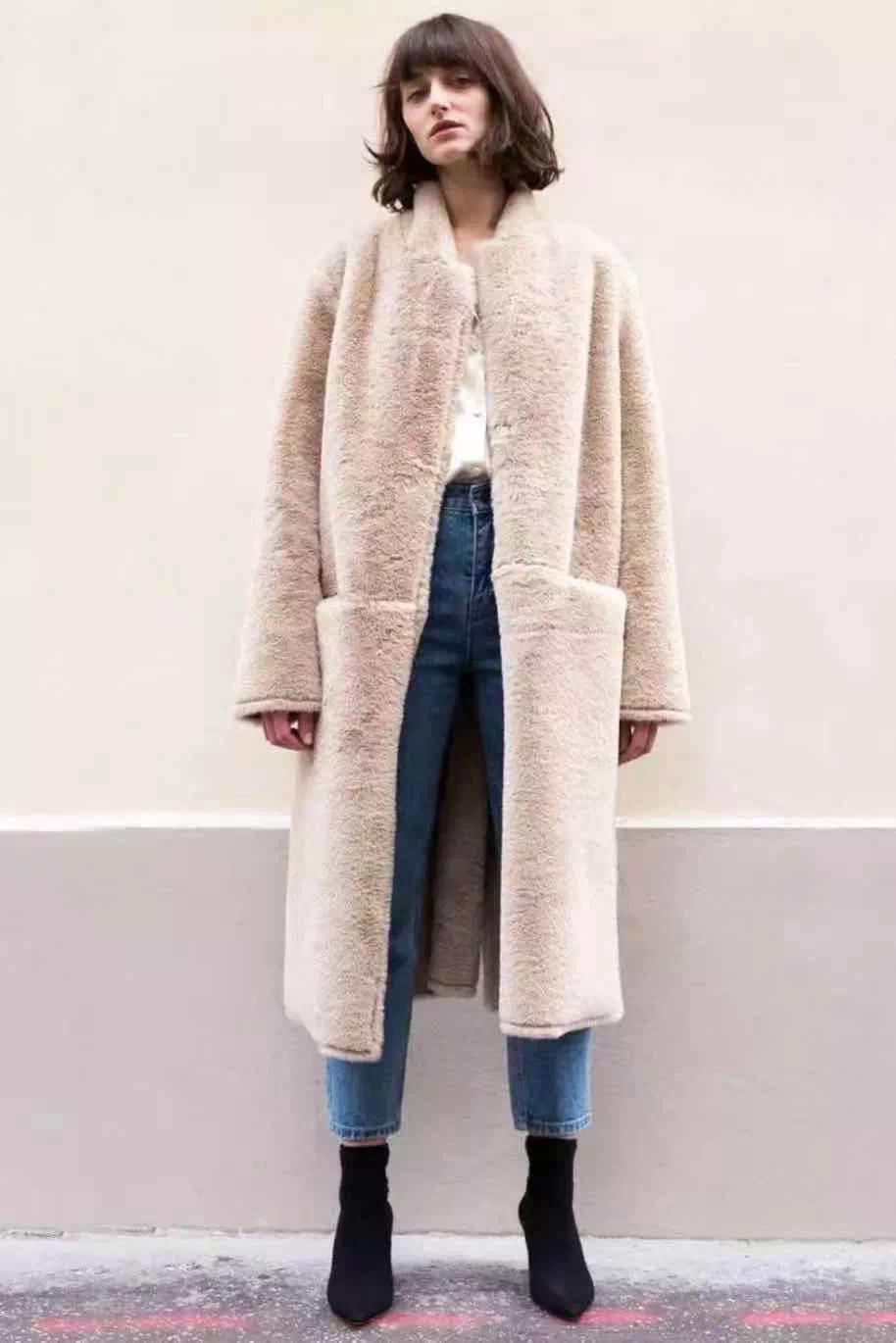 冬天女明星们衣服的穿搭,冬天穿大衣的时尚女人