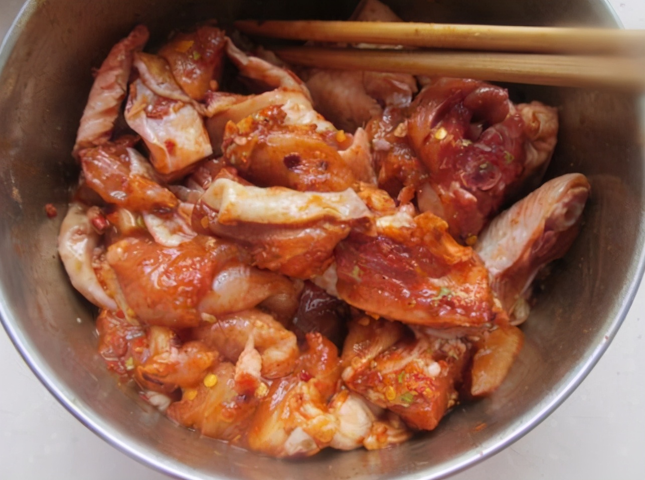 炖鸡肉第一步还在焯水吗,炖鸡肉已经焯水了怎么办