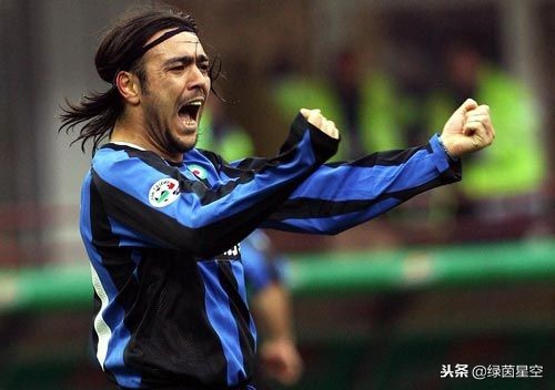 足坛9号球衣代表人物,足坛明星9号球衣是谁的