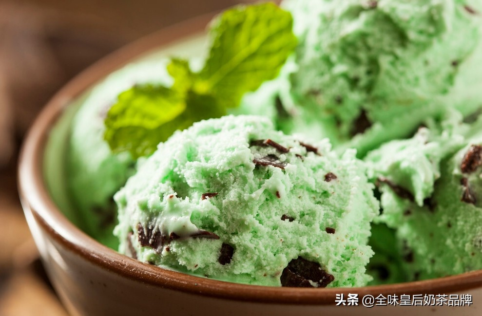 冷饮店经营技巧—中高端冰淇淋店在冬天有更强的生存能力