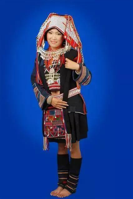 云南少数民族服饰图片,最好看的云南民族服饰