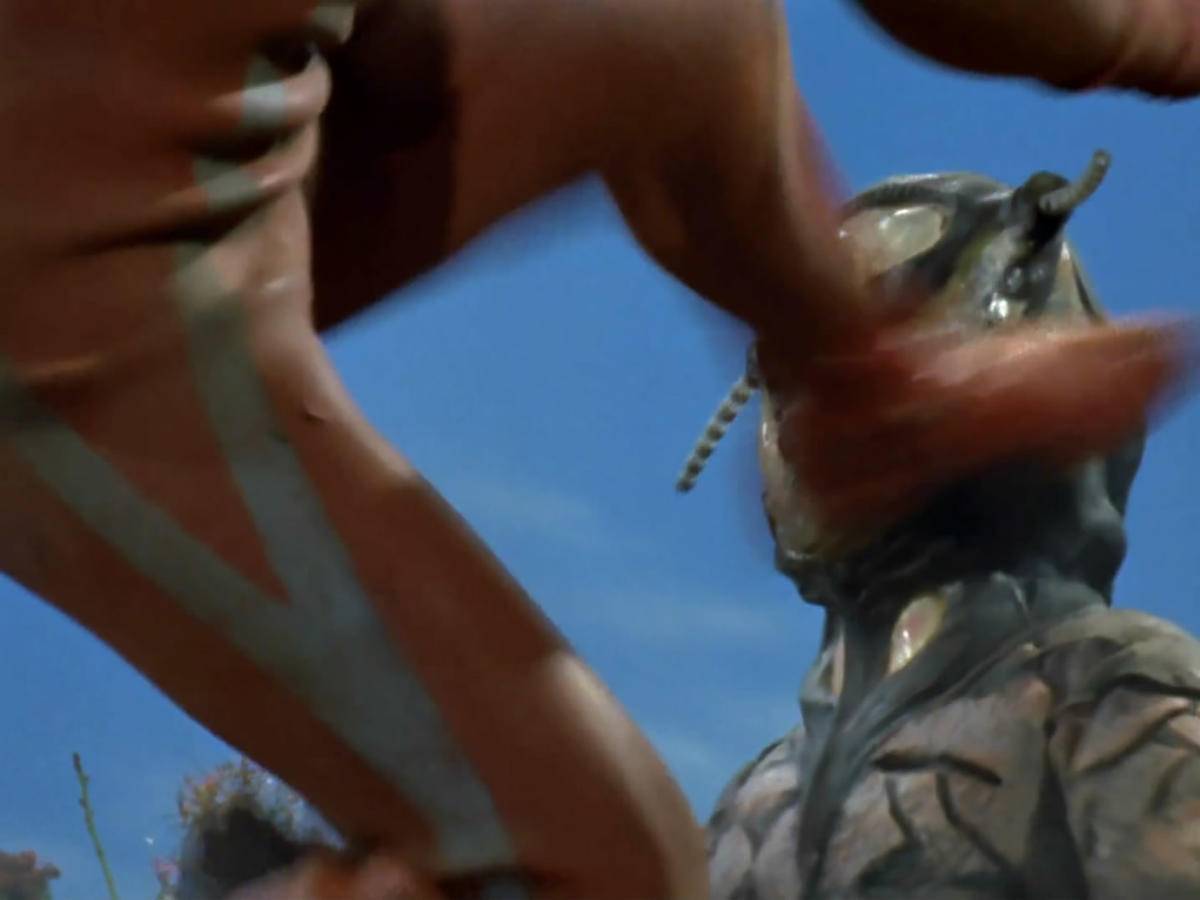 模玩机设:以弹之名守望地球地球的赤红巨人SHF赛文