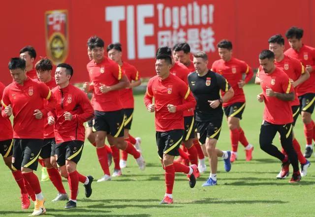 中国足球永远挑战你的想象极限,足球中的不尊重和可耻行为