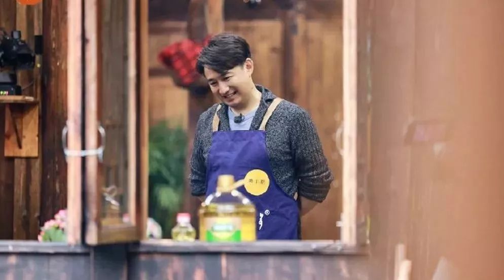 黄磊对待不熟的人,黄磊在向往的生活里说年轻人不熟