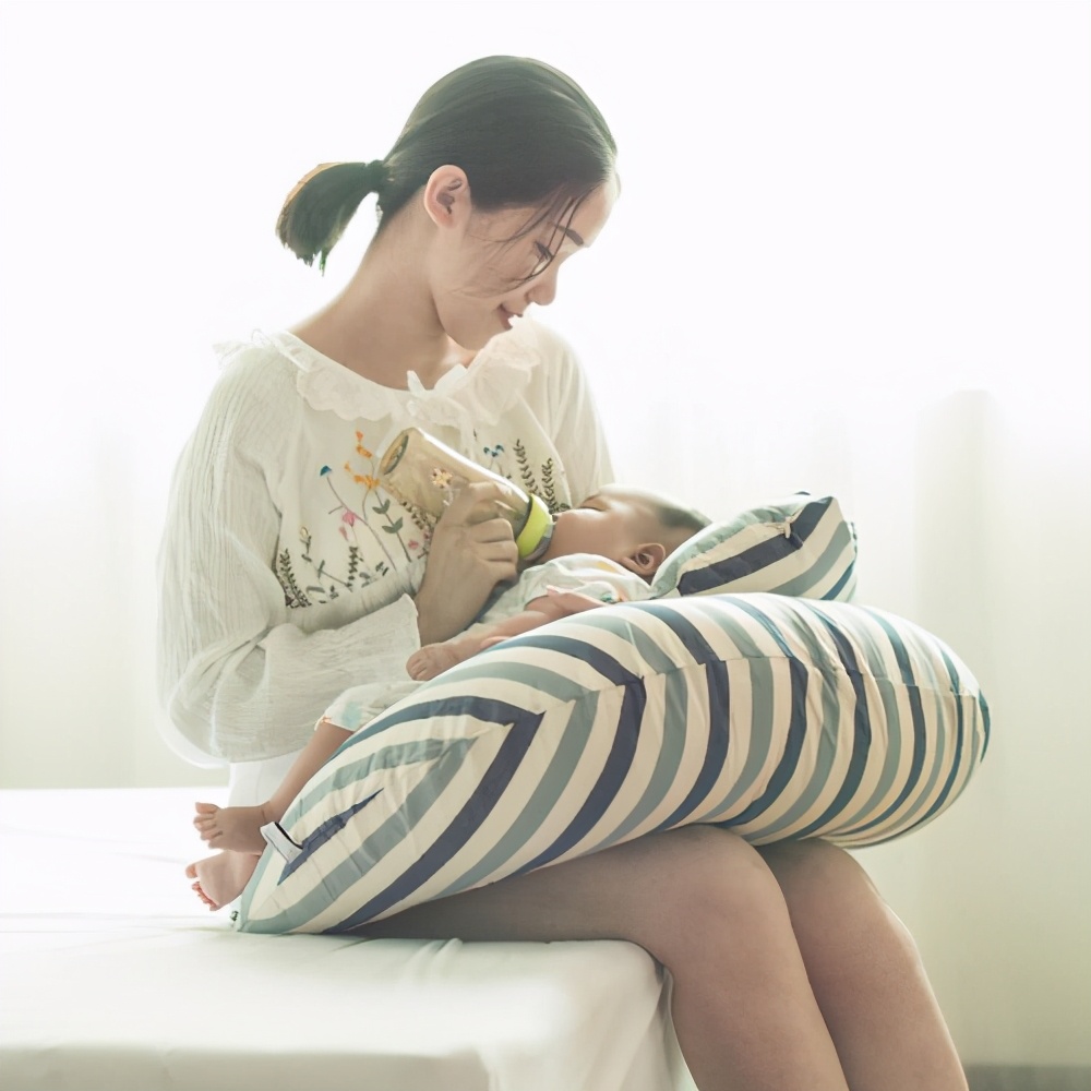 宝宝洗完澡妈妈怎么办,宝宝洗完澡后妈妈要谨记4件事