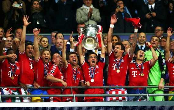 03年欧冠红魔对皇马阵容,回顾欧冠皇马之旅