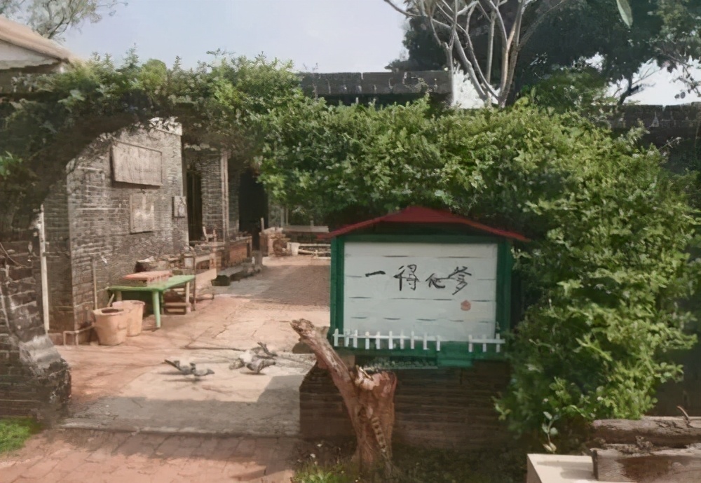 广州单亲爸爸花高价培养儿子，拒绝再婚，19岁儿子留学后却自杀了