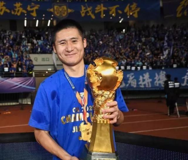 原江苏苏宁足球队球员现在都在哪,前江苏苏宁球员