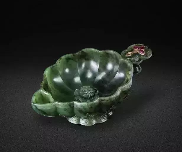 乾隆皇帝最值得收藏的十件玉器,乾隆对玉有多痴迷