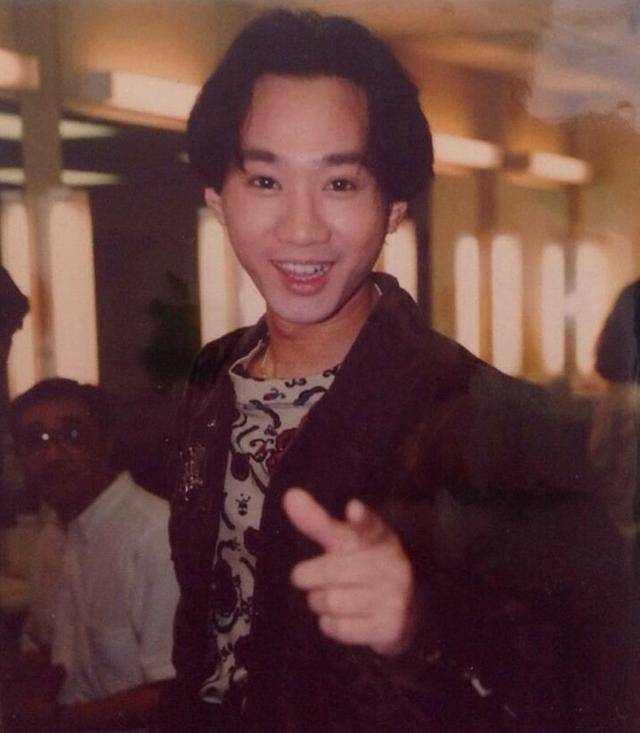 黄家驹的心酸历史,黄家驹的不羁情史