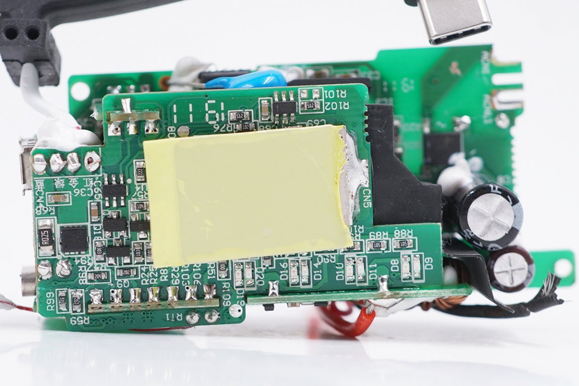 百达星连pt65s,百达星连无线充移动电源