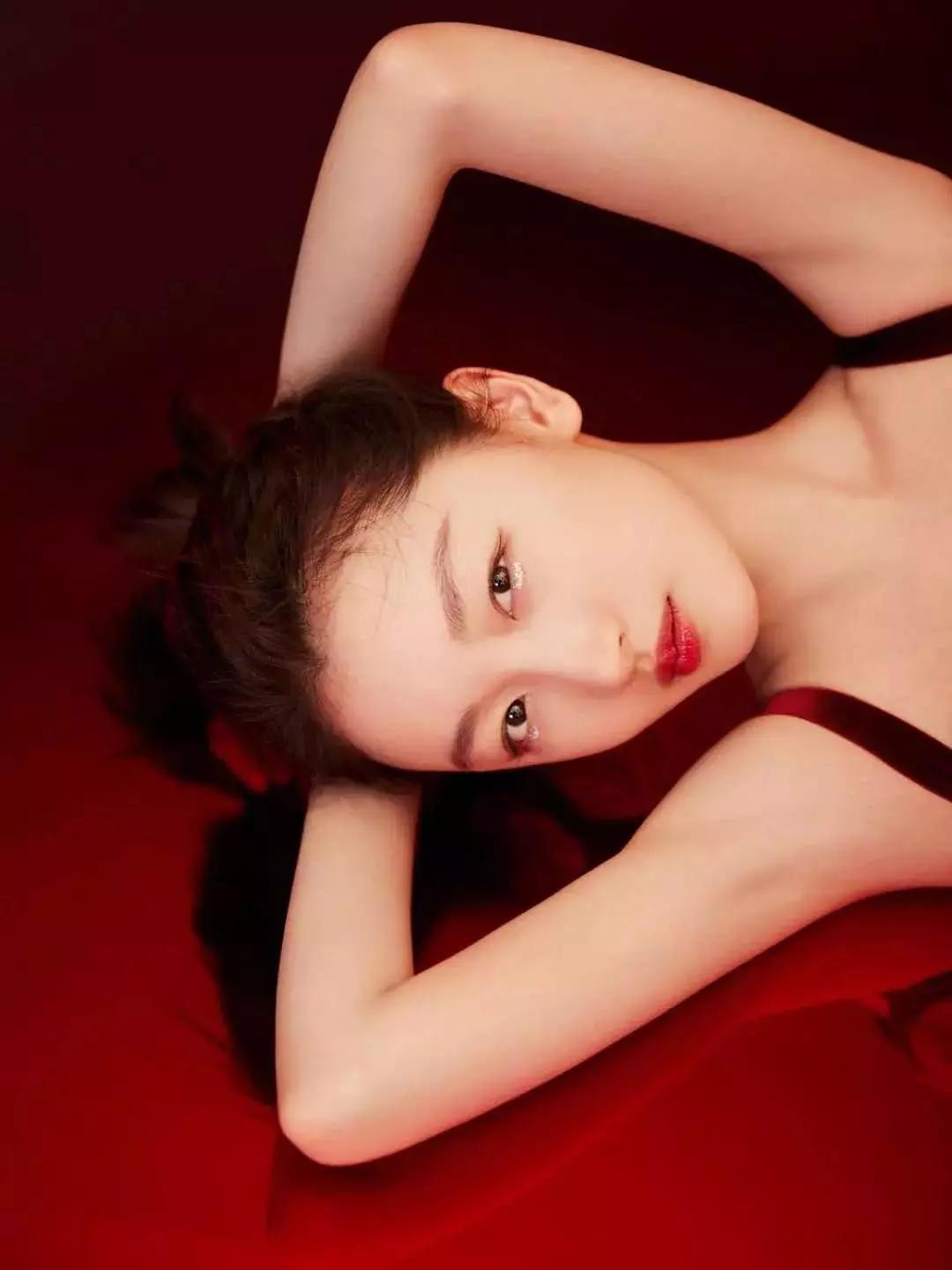 肿眼泡眼妆怎么画不贴假睫毛,内双肿眼泡怎么画眼妆舞台妆