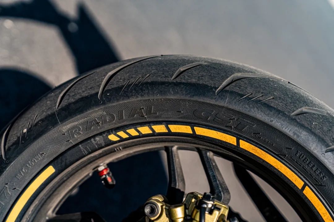 光阳400踏板摩托车测评,光阳krider400可以加装滑动离合器