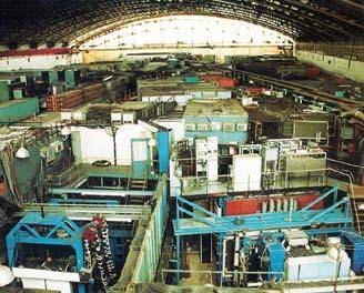 他被高能质子束直接爆头，几十年过去，被辐射的左脸依旧年轻