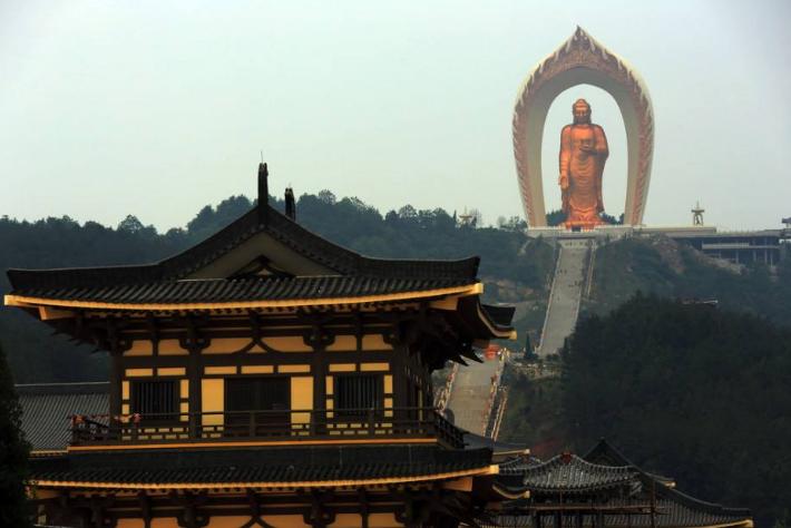 江西庐山好玩吗累吗,江西庐山为什么必去