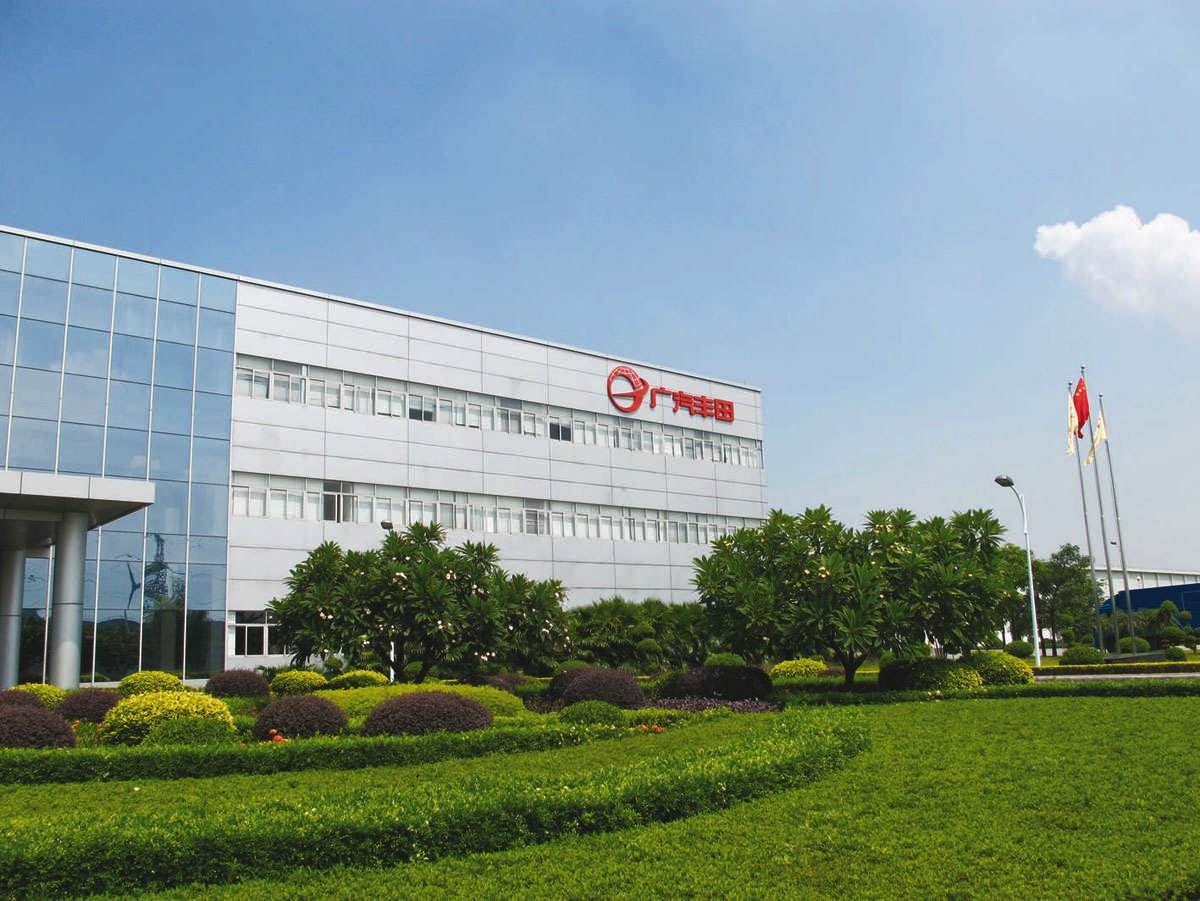 日本车企相继停产，波及整车、零部件供应，*口车进**加价也不好买？