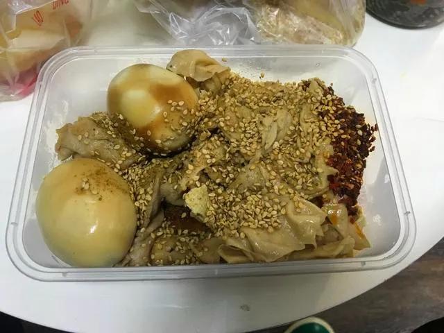 55天紧急状态，你看天津几分像从前，早点硬菜点心安排起来