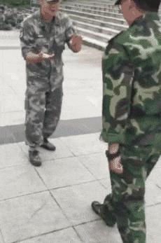 兄弟发型搞笑gif,搞笑男生发型gif